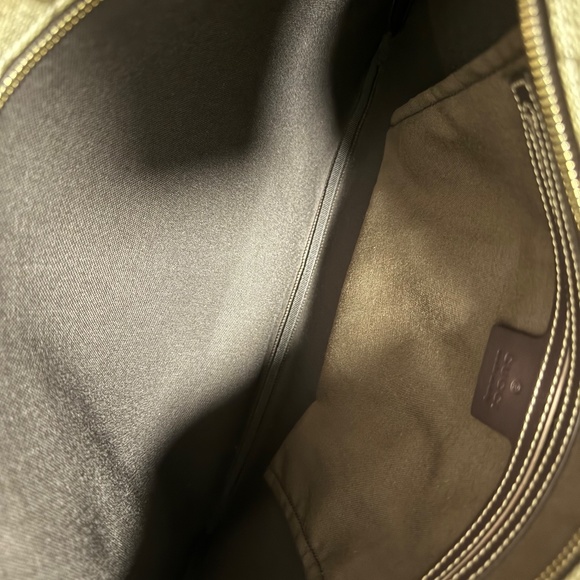 GG Supreme Canvas Flat Messenger Crossbody Bag - Picture 5 of 7